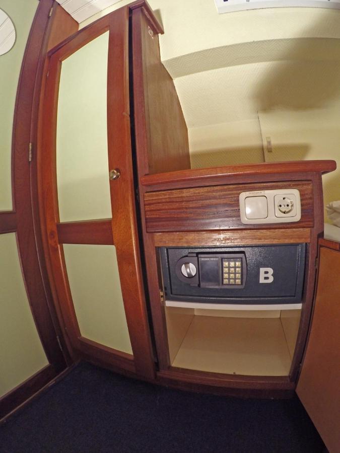 Botel Elodie Amsterdam Eksteriør bilde